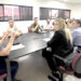 Prefeitura e Câmara se reúnem com famílias do Residencial Araras em Chapadão do Sul