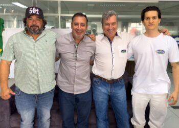 Odilon Ribeiro visita frigorífico em Rochedo e discute ações para fortalecer economia