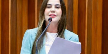Mara Caseiro reforça combate ao câncer infantojuvenil com criação do Setembro Dourado