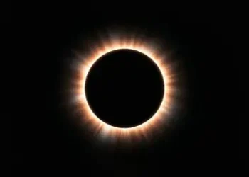 Eclipse Solar Total no dia 12 de agosto de 2026 cobrirá partes da Europa e América do Norte; Brasil terá Eclipse Lunar no fim do mês