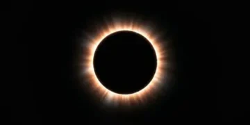 Eclipse Solar Total no dia 12 de agosto de 2026 cobrirá partes da Europa e América do Norte; Brasil terá Eclipse Lunar no fim do mês