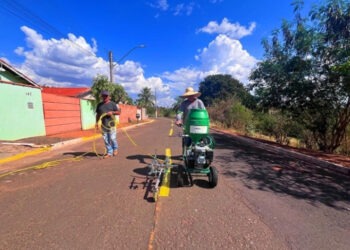 Prefeitura de Figueirão adquire nova máquina para reforçar sinalização e segurança viária