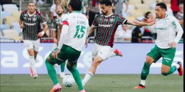 Com gol de Cano no fim, Flu vira sobre o Palmeiras e vence por 3 a 2