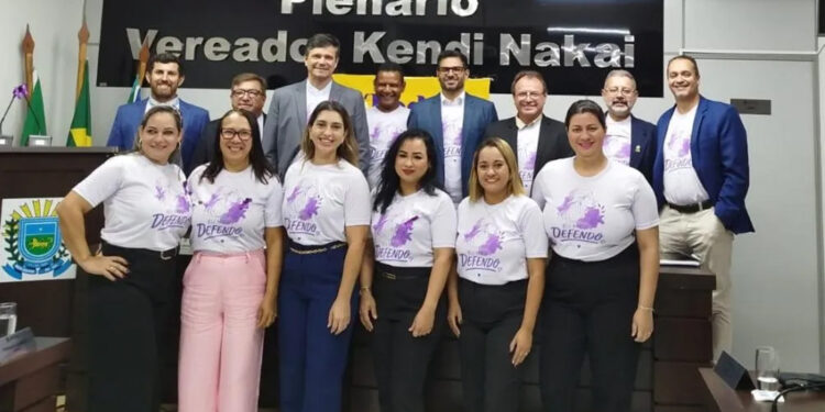 Vereadores aderem ao Agosto Lilás e reforçam combate à violência contra a mulher em Paraíso das Águas
