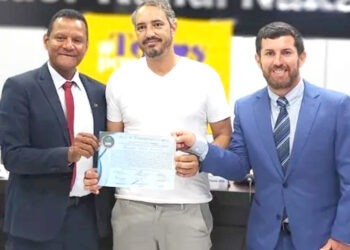 Câmara de Paraíso das Águas homenageia Alexandre Oliveira Lossavero com Moção de Congratulação e Apoio