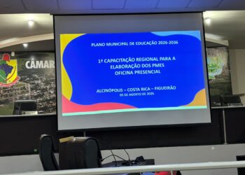 Alcinópolis sediou capacitação regional para elaboração dos Planos Municipais de Educação