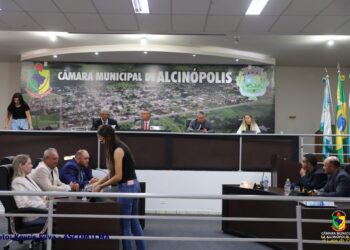 Legislativo e infraestrutura: Câmara de Alcinópolis vota Projeto de Lei para financiamento do programa ‘Estruturando o Futuro’