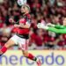 Flamengo leva sustos do Ind. del Valle, mas vai à semifinal da Libertadores
