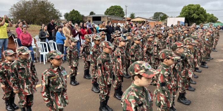 Polícia Militar Ambiental e Projeto Florestinha realizam Parada Militar de 7 de Setembro em Costa Rica