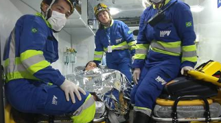 Equipe de resgate da Way-306 realiza parto de emergência dentro de viatura na MS-306 em Costa Rica