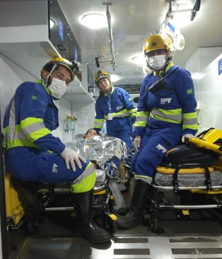 Equipe de resgate da Way-306 realiza parto de emergência dentro de viatura na MS-306 em Costa Rica