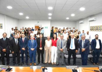 Câmara de Figueirão homenageia cidadãos que contribuíram com o município em sessão solene