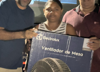 Sorteio de geladeiras e cinema ao ar livre: Projeto Nossa Energia beneficia 123 famílias em Alcinópolis