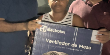 Sorteio de geladeiras e cinema ao ar livre: Projeto Nossa Energia beneficia 123 famílias em Alcinópolis