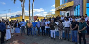 Executivo e Legislativo de Costa Rica entregam R$ 1,5 milhão em novos veículos e equipamentos para Educação e Agricultura