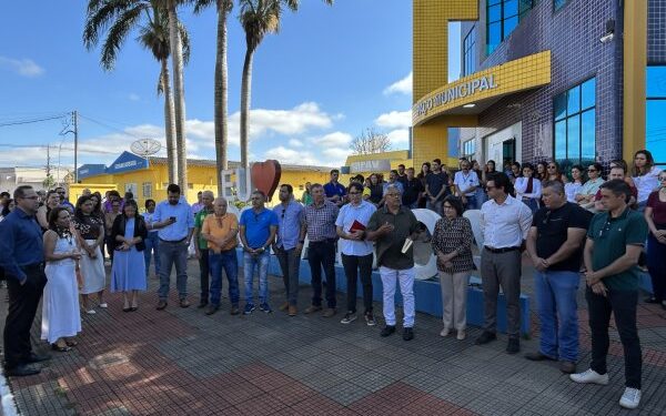 Executivo e Legislativo de Costa Rica entregam R$ 1,5 milhão em novos veículos e equipamentos para Educação e Agricultura