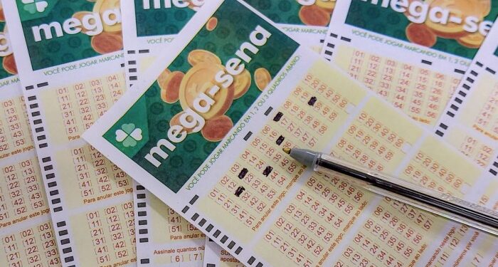 Loterias: Mega-Sena acumula e prêmio principal é estimado em R$ 32 milhões para esta terça-feira