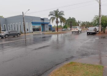 Setembro começa com chuva em Chapadão do Sul e acende alerta para início da safra
