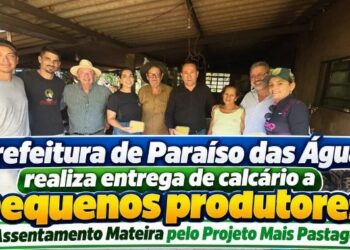 Desenvolvimento rural: Prefeitura de Paraíso das Águas distribui calcário para pequenos produtores do Assentamento Mateira