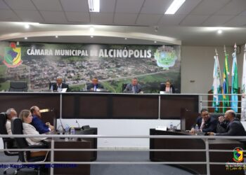 Legislativo municipal: Câmara de Alcinópolis aprova crédito especial por unanimidade e inicia leitura da LOA 2027