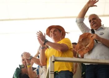 Pesquisa Gerp aponta Flávio Bolsonaro com 55% e Lula com 45% dos votos válidos no segundo turno