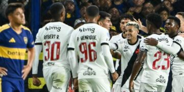 Vasco vence o Boca Juniors na Bombonera e fica perto da final da Sul-Americana