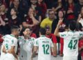Palmeiras vence Athletico-PR e assume liderança do Brasileirão