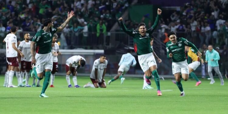 Carlos Miguel brilha nos pênaltis e coloca Palmeiras na final da Libertadores