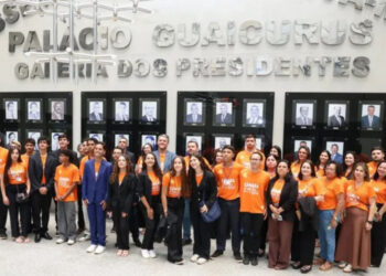 Estudantes de 5 escolas de Aparecida do Taboado conhecem a Assembleia Legislativa