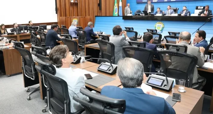 ALEMS vota projetos sobre obras em rodovias, inclusão de pessoas com deficiência e concessão de honrarias