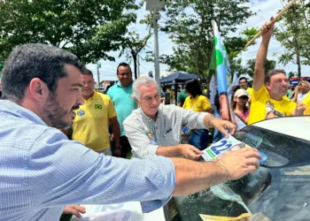 Azambuja lidera com entusiasmo exército de cabos eleitorais de Flávio