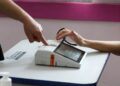 Eleitor sem biometria pode votar no segundo turno das eleições